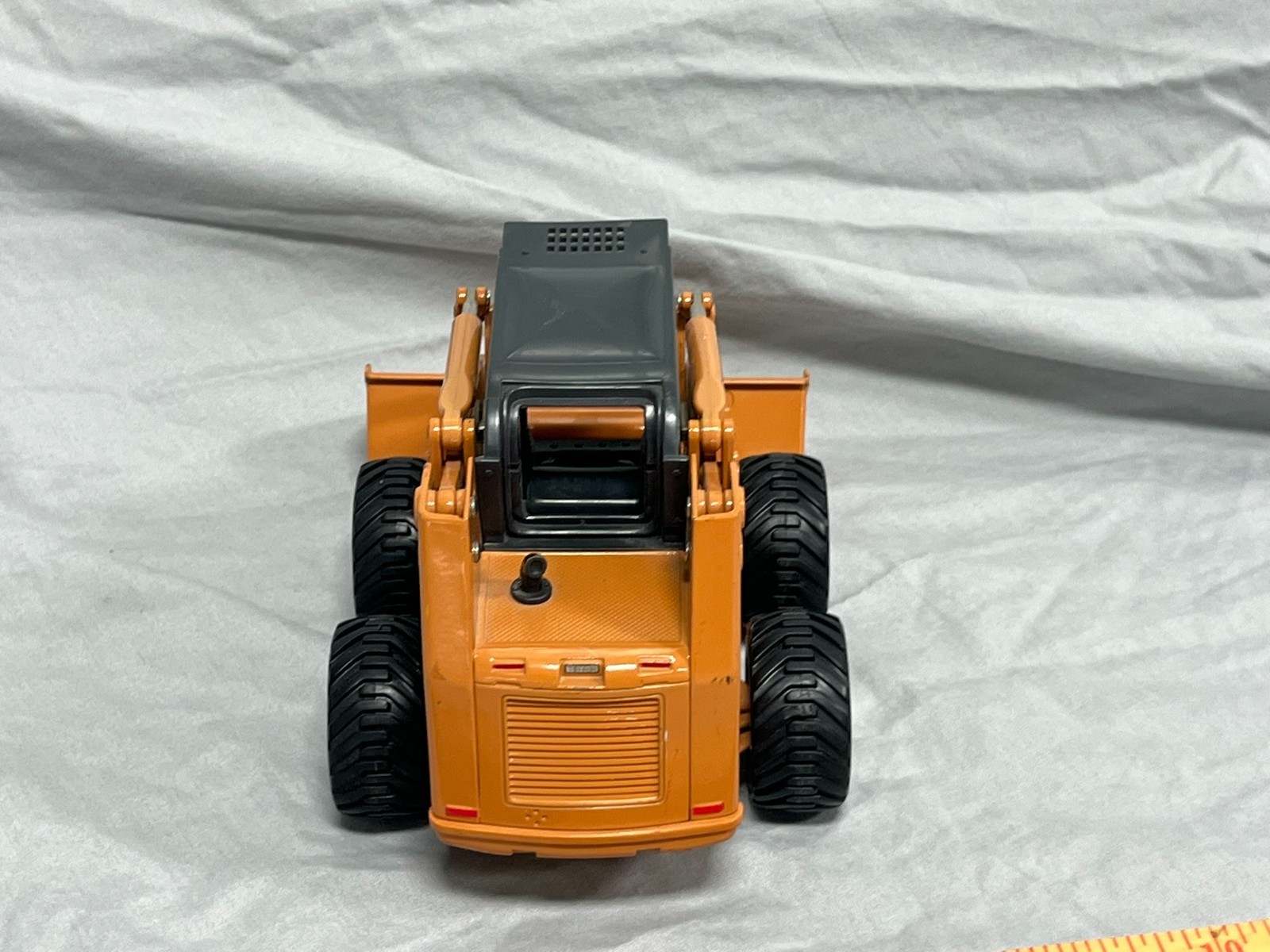 Case 90XT Diecast Skid Steer Loader 1:16 NU WAY RENTS Special Run Ertl