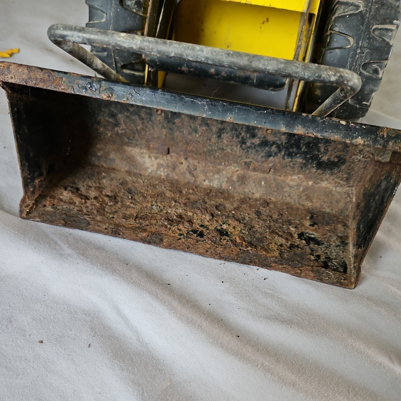 Vintage TONKA LOADER MIGHTY TURBO-DIESEL XMB-975 FRONT END BUCKET Rare Trl7