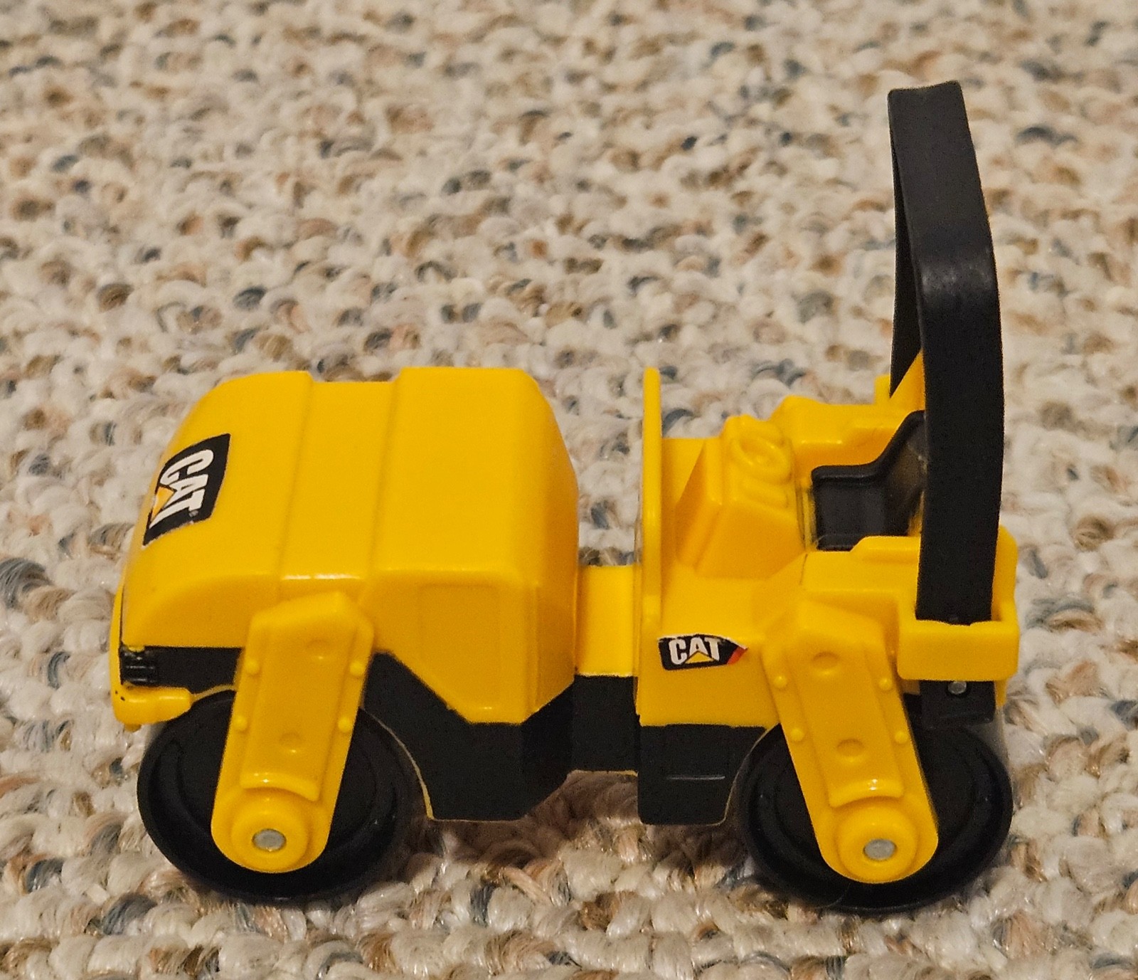Caterpillar Cat Road Roller Construction Toy – Plastic