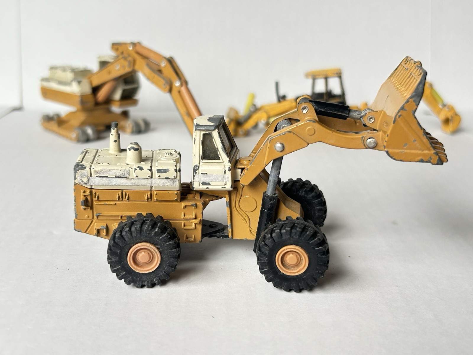 ERTL Co. – Construction Equip. Vehicles – Lot of 3 – Die Cast 1:64 – Pre Owned