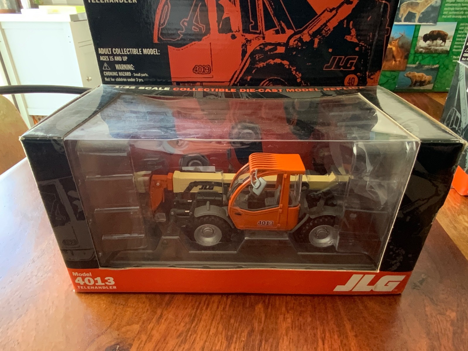 JLG 4013 MODEL 1:32
