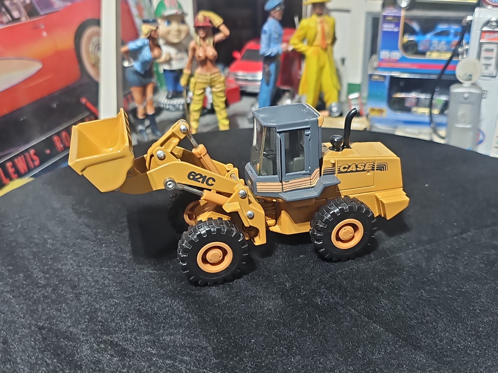 VINTAGE RARE Ertl Case 621C Wheel Loader 1:50 Scale Die-Cast Construction