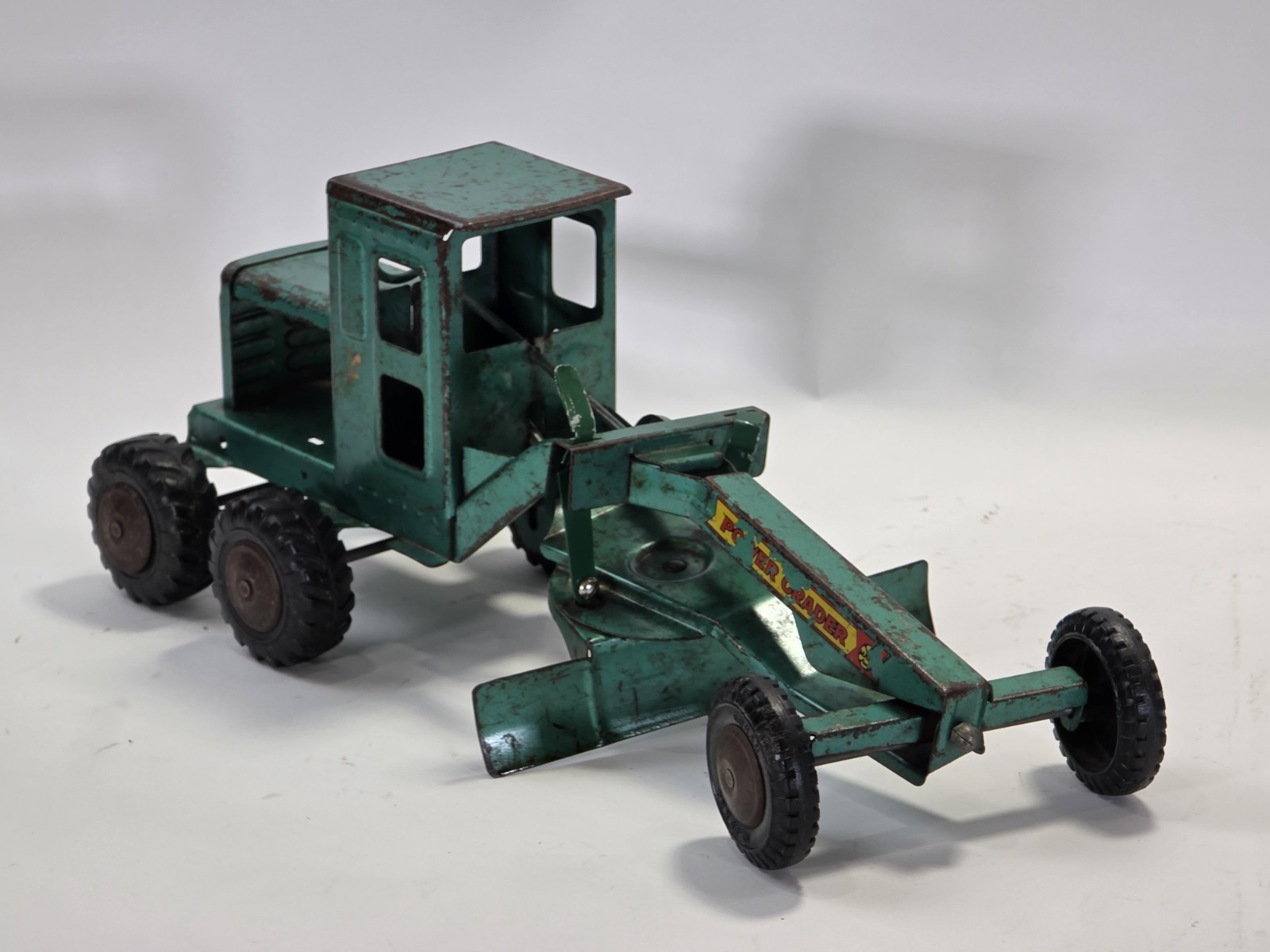 Vintage 1950’s Marx, Power Grader, Steel Toy, Good Condition, Green