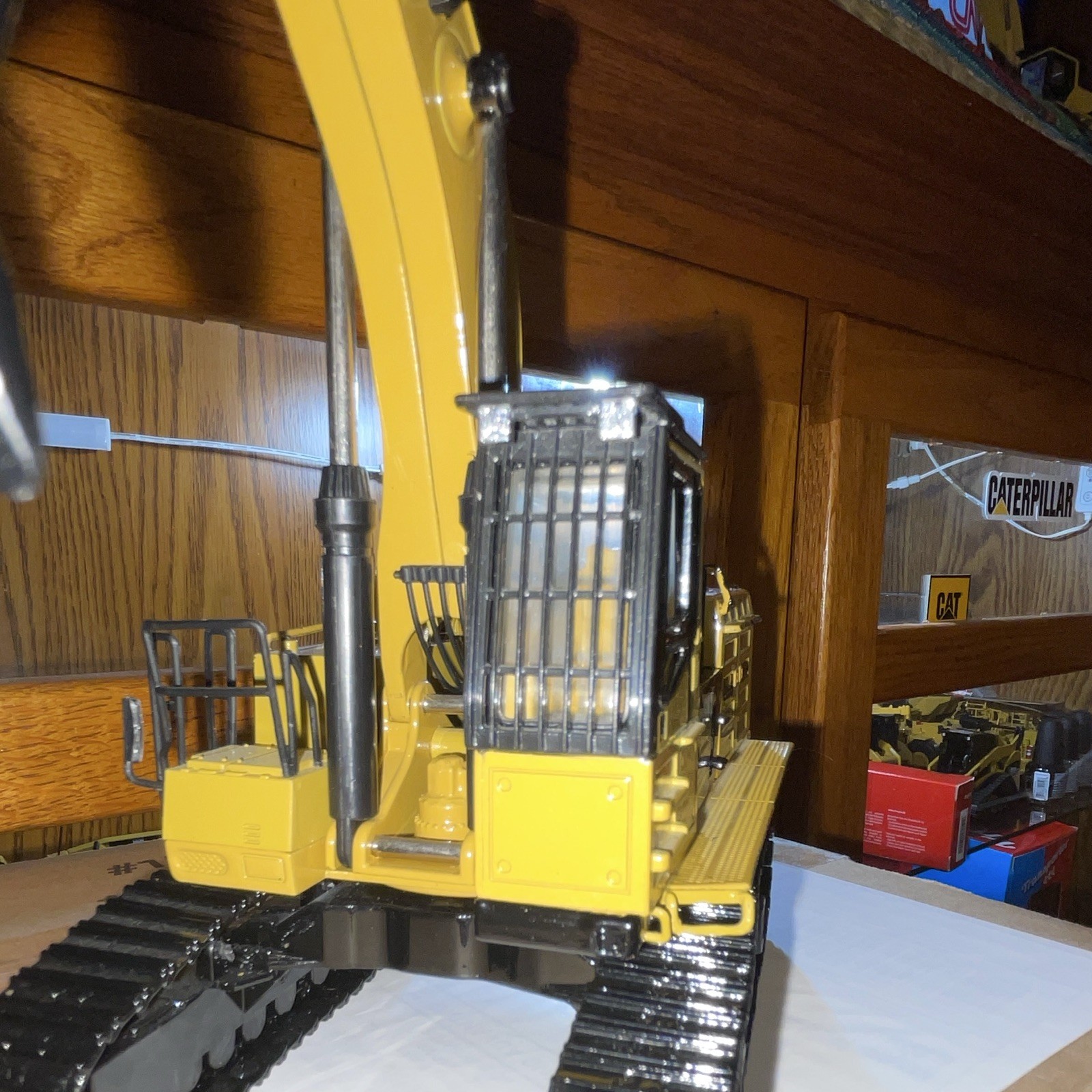 CAT 390F L Tracked Excavator Diecast Model Yellow Black Construction