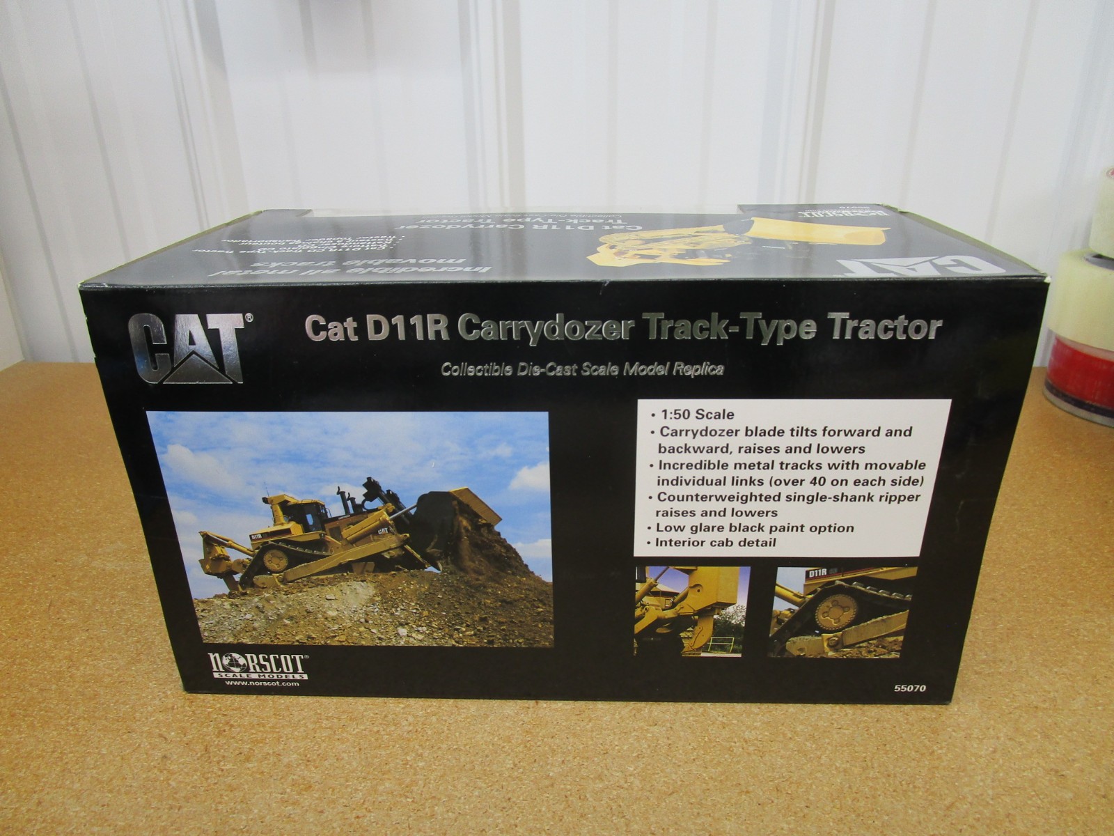 NORSCOT CAT D11R bulldozer 2005 1/50 toy construction diecast dozer ripper