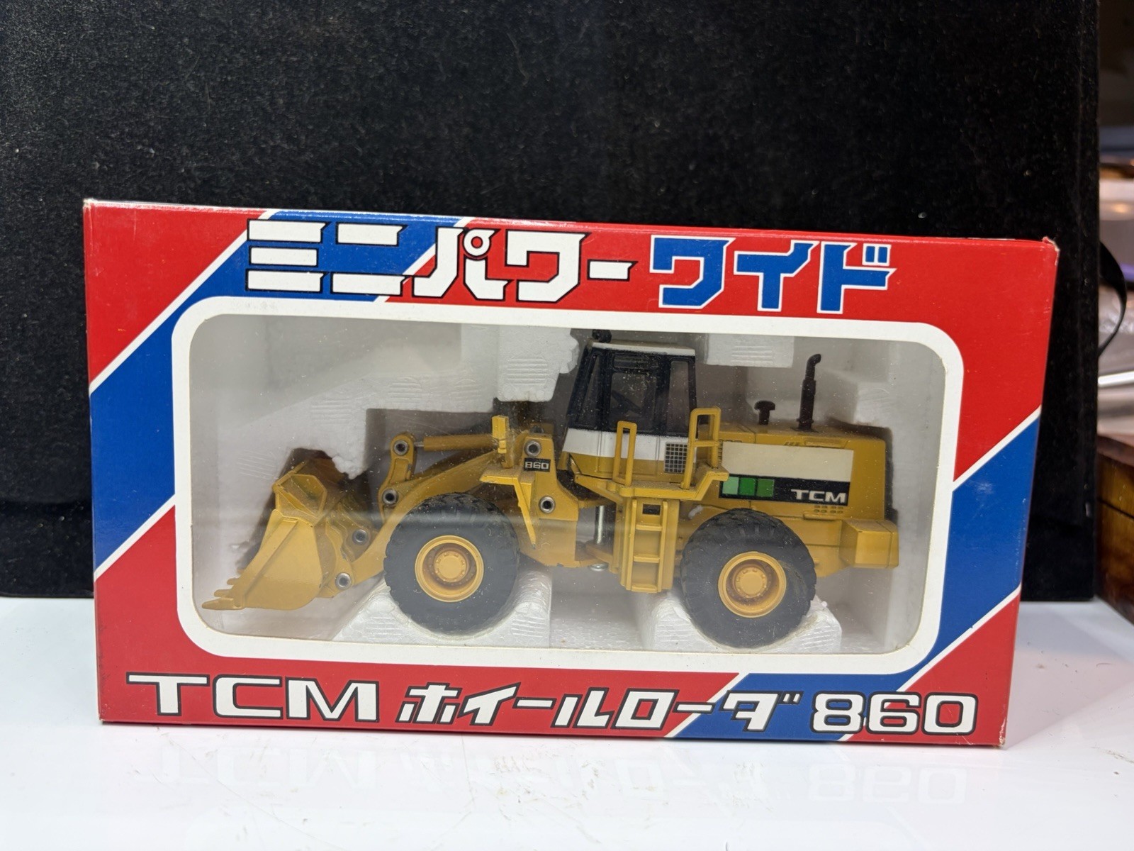 TCM 860 Wheel Loader Goodswave 1:50 Scale Diecast Model Shinsei Vintage NIB