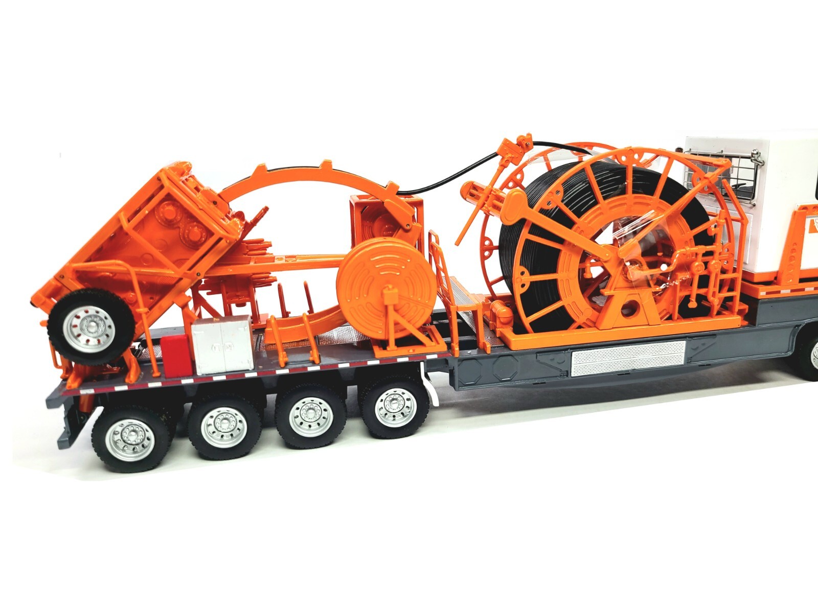 Jereh Truck and Trailer-Mounted Coiled Tubing Unit – China 1:50 Scale Model New