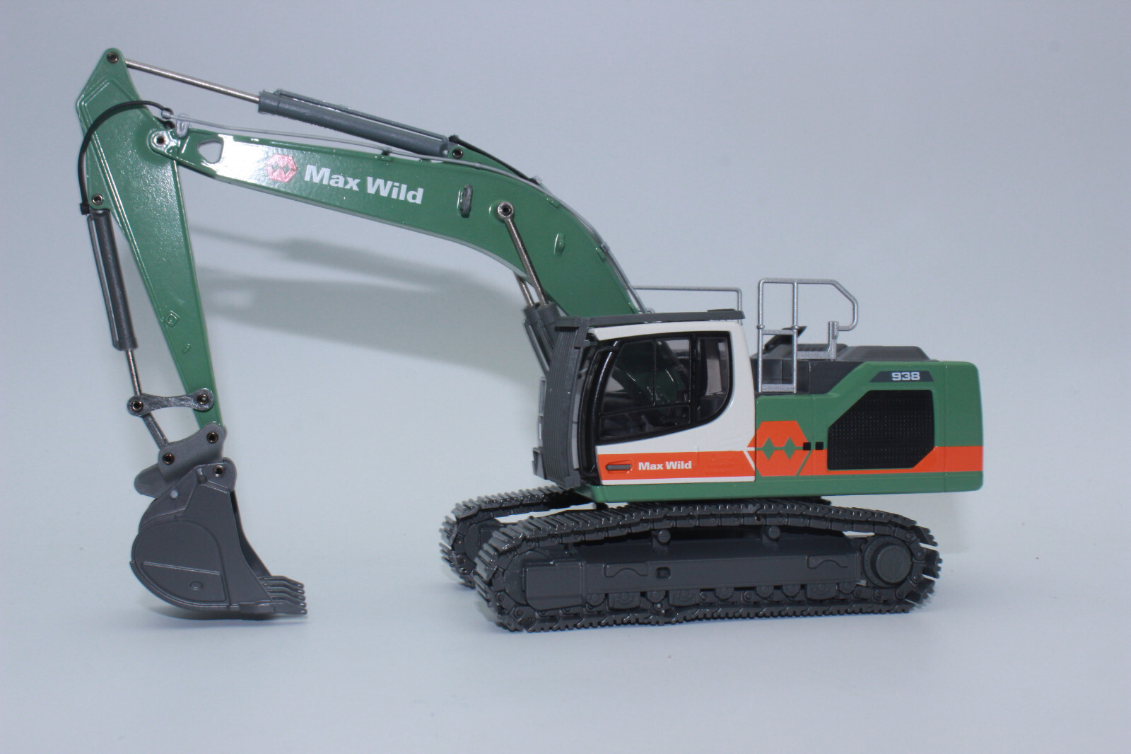 Conrad 2215 20 Max Wild Liebherr R 938 V Hydraulic Excavator 1:50 New OVP