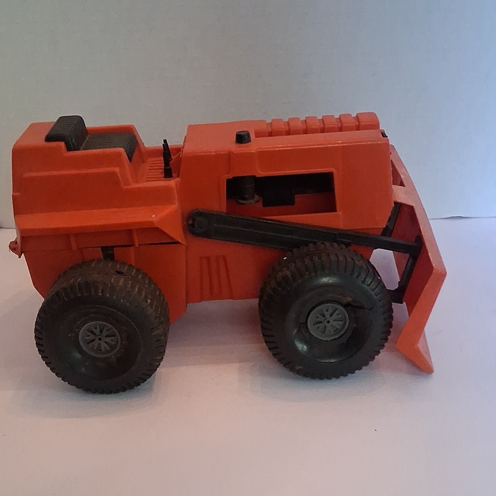 Mighty Mo Orange/Black Plastic Front End Loader Construction Vehicle Toy