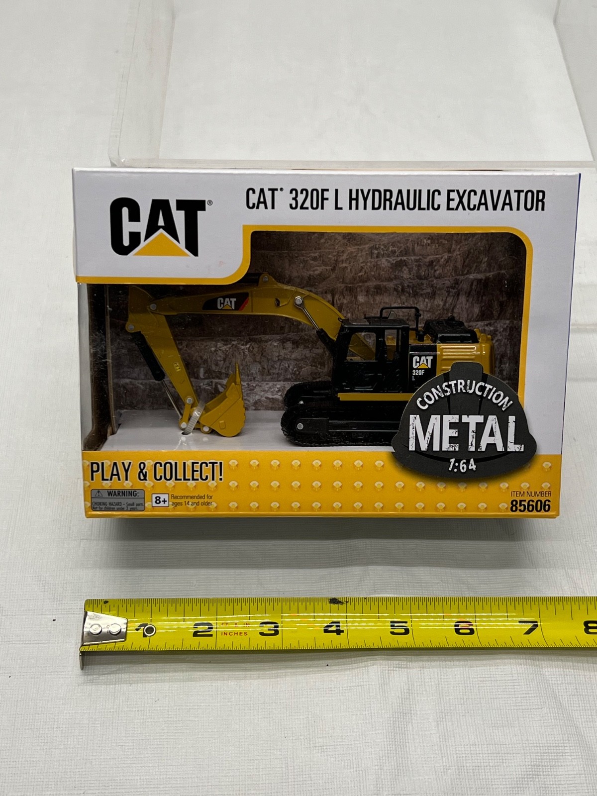 Diecast Masters 1/64 Scale CAT 320F L”HYDRAULIC EXCAVATOR”Metal Construction