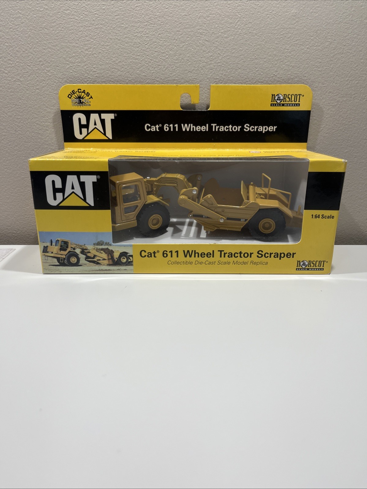 CAT 611 Wheel Tractor Scraper 55064