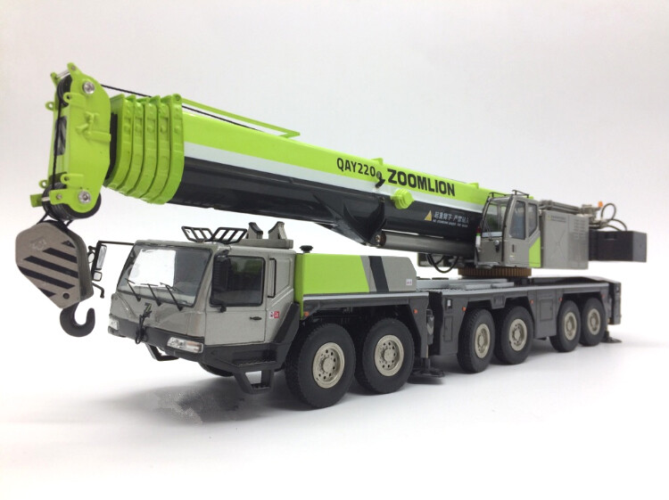 1:50 ZOOMLION QAY220 Crane Construction Equipment Milan EXPO Diecast Model