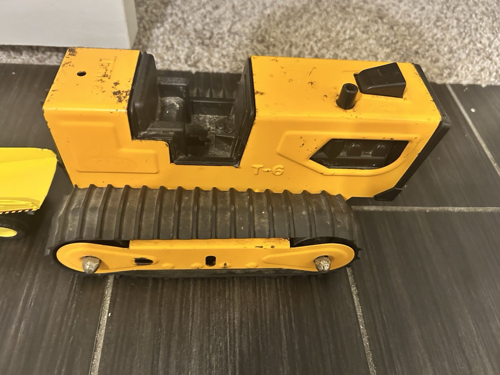 Lot of Diecast Construction Vehicles – Excavator, Bulldozer, Dump Truck