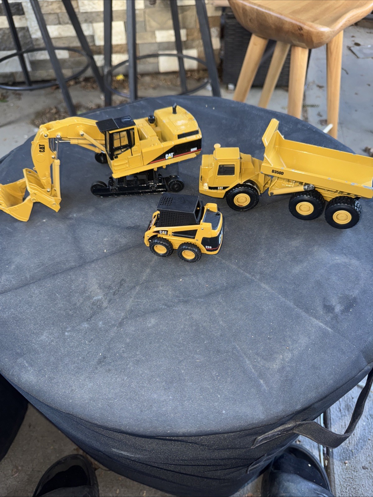 Norscot 1/50 55004 Cat 5080 236 Skid Steer D350D PARTS LOT