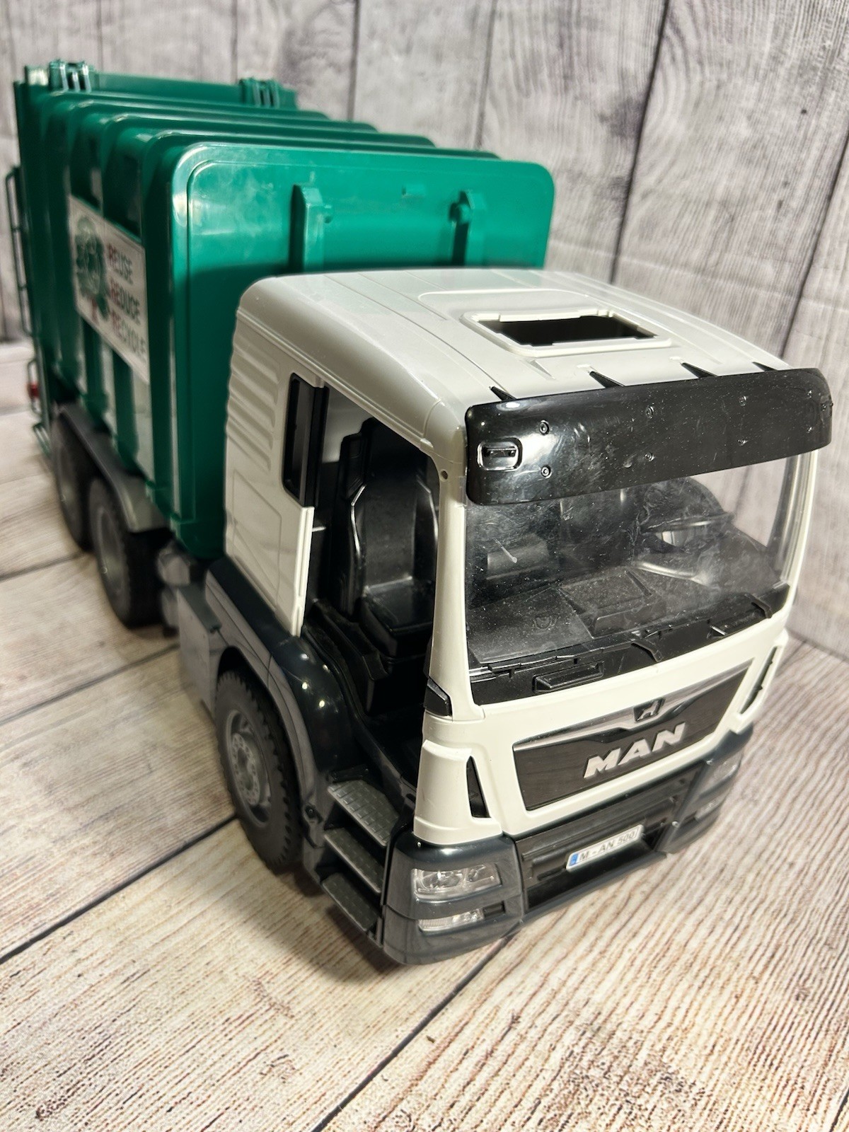 Bruder MAN TGS Recycling Truck 1/16 03763 Green Garbage Bin Loader Germany