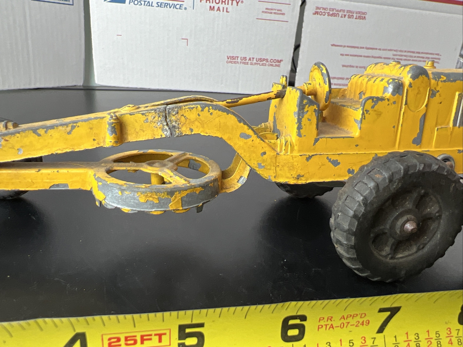 1950’s HUBLEY 481 KIDDIE TOY DIECAST METAL TOY CONSTRUCTION ROAD GRADER ~ U.S.A