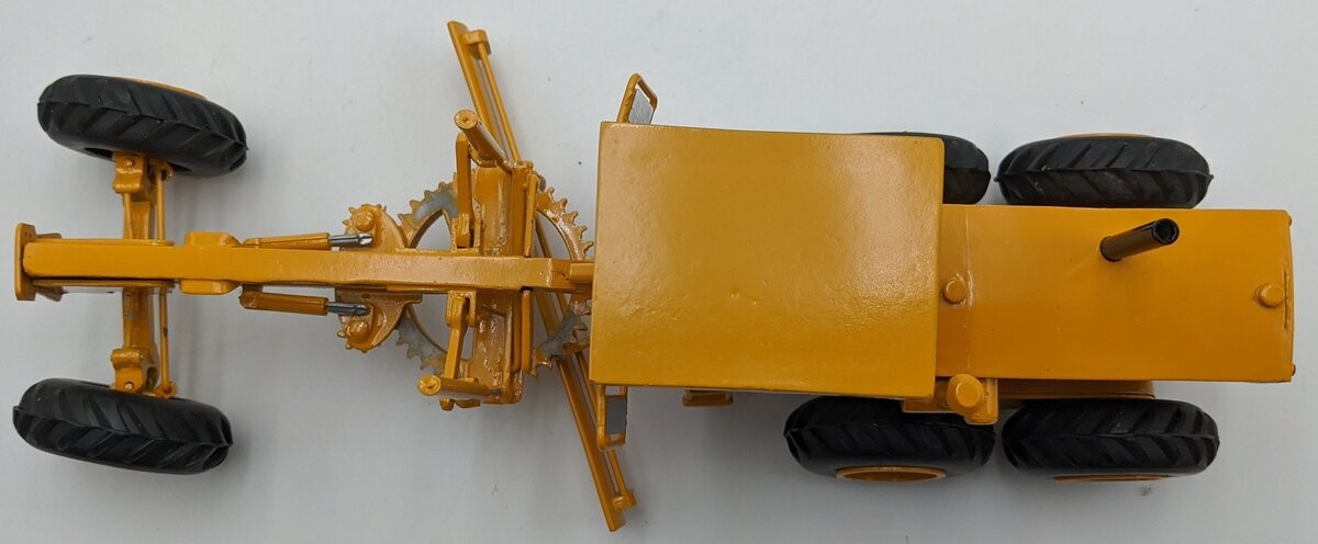 Teeswater 1:32 Champion Custom Motor Grader/Box