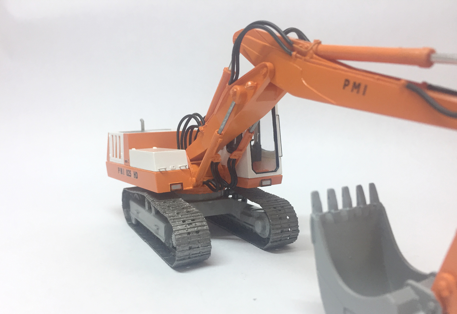 Resin KIT 1/50 Padana Macchine Industriali PMI 825HD serie C Rock Bucket