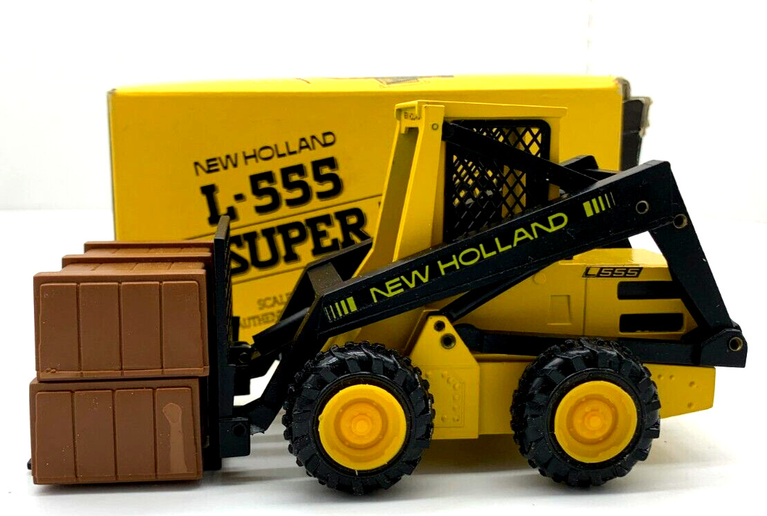 NGZ Modelle New Holland Supper Boom Loader L-555 Die-Scale Scale 1/25