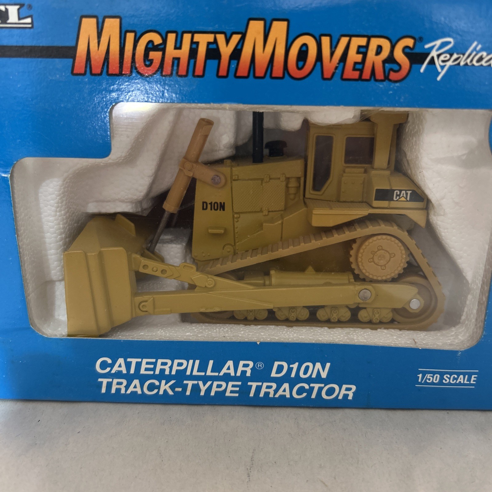 ERTL Replica Mighty Movers CAT D10N Track-Type Tractor 1/50 Scale NIB box 9