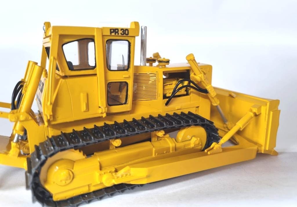 Resin 1/50 Kaelble PR30 Dozer – Custom Built by Fankit Models