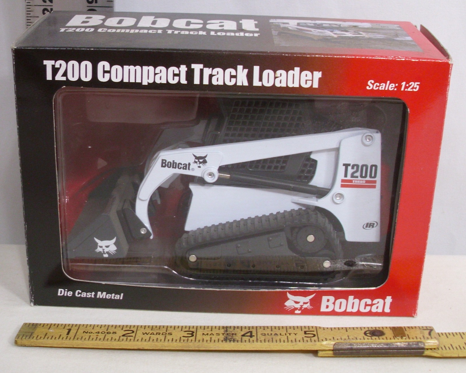 NORSCOT BOBCAT T200 LOADER MODEL TOY 1:25 BOXED NEW