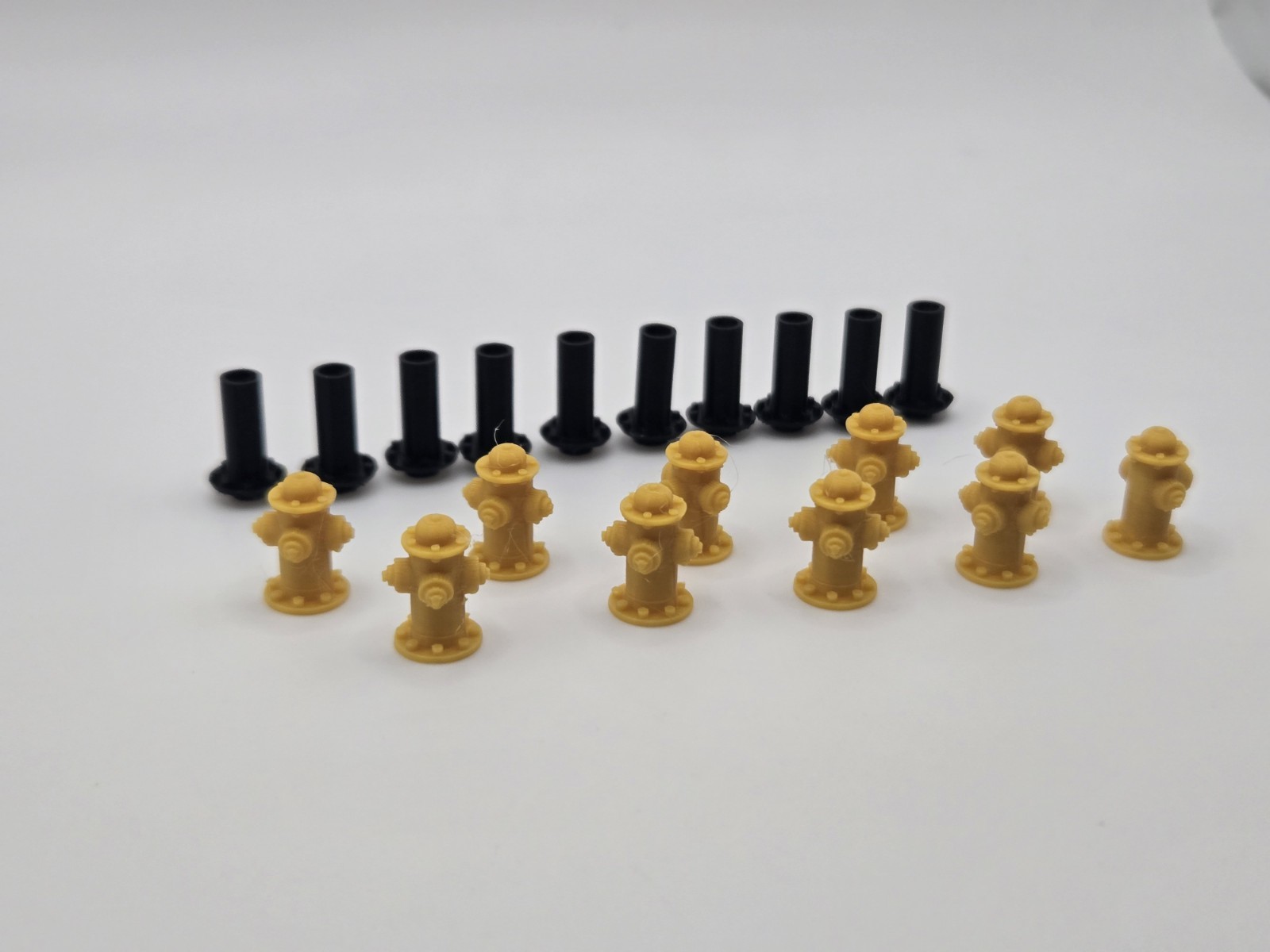 1/87 Scale Fire Hydrant diorama accessory *10 Pack* in Yellow