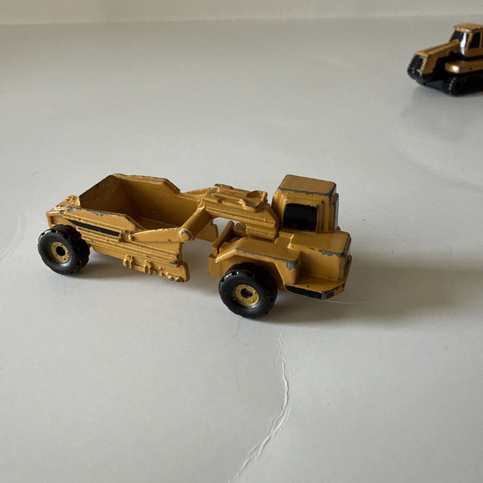 ERTL Replica Mighty Movers Caterpillar Micro Size Construction Sets