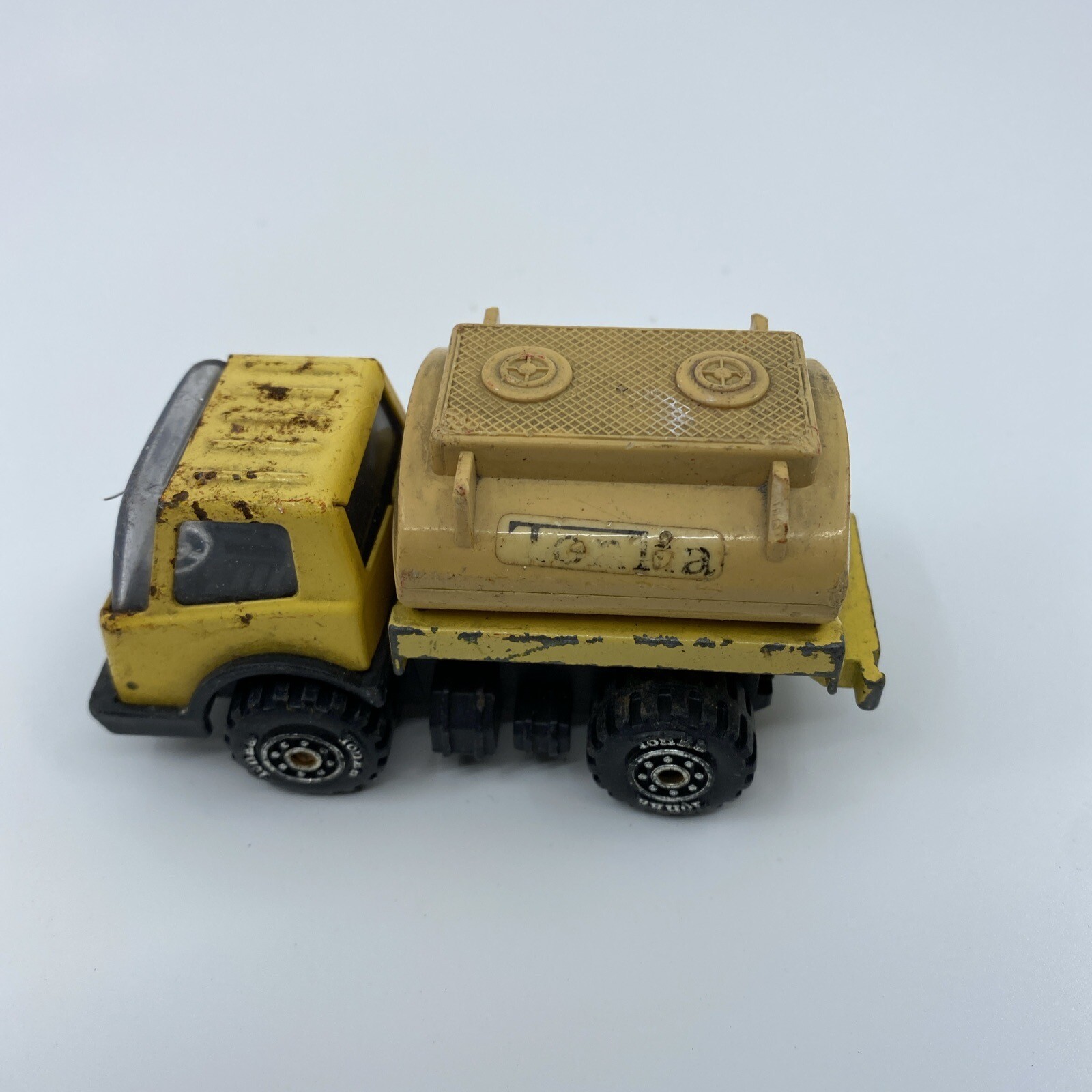 Vintage TONKA Yellow Fuel Tanker Truck – Made In Japan – Metal and Plastic