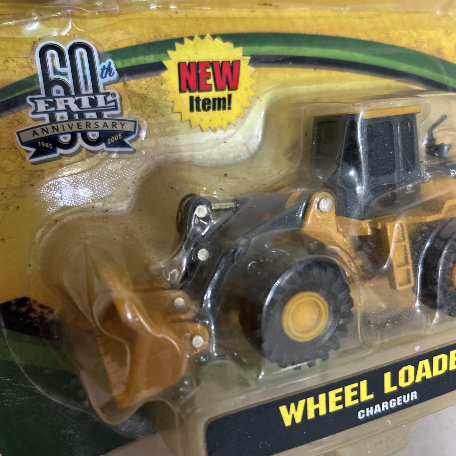 ERTL John Deere Diecast Construction Equipment – Wheel Loader – NIP – box 1