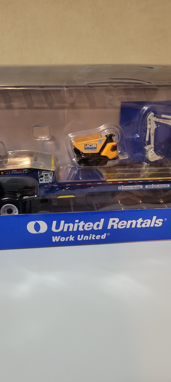 unitedrentals2023 collector’s series Xx Freightliner Cascadia Day Cab,Landoll930