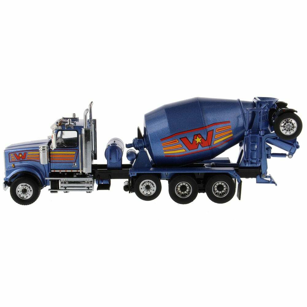 Western Star 4900 w/Lift Axle & McNeilus Mixer 1:50 Scale Diecast Masters 71075