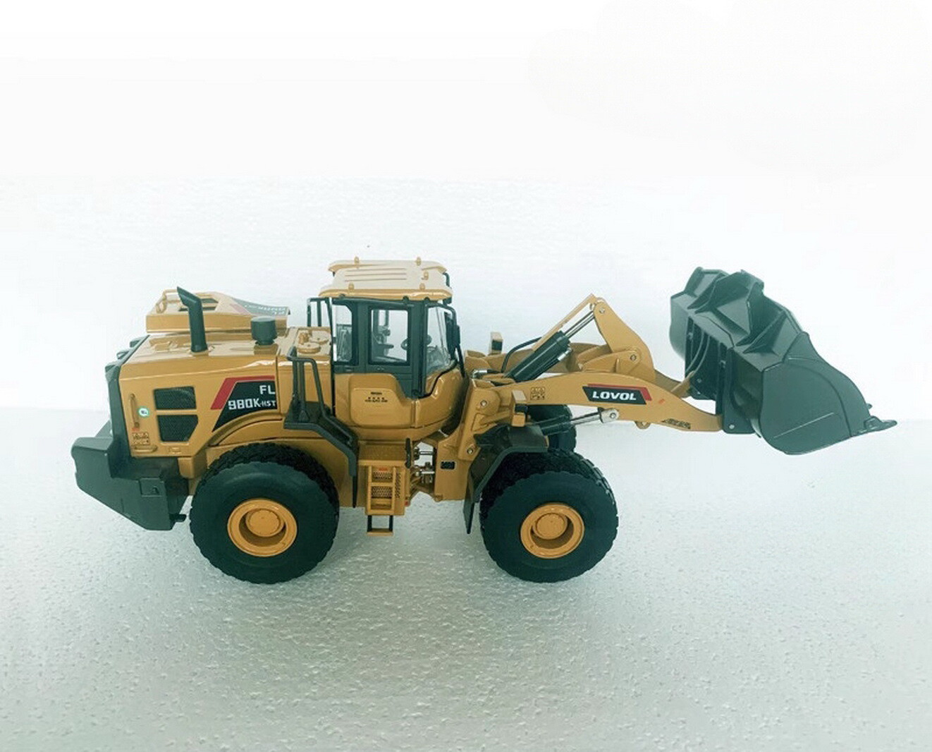 1/35 Scale LOVOL FL980K Wheel Loader DieCast Model Collection Toy Gift