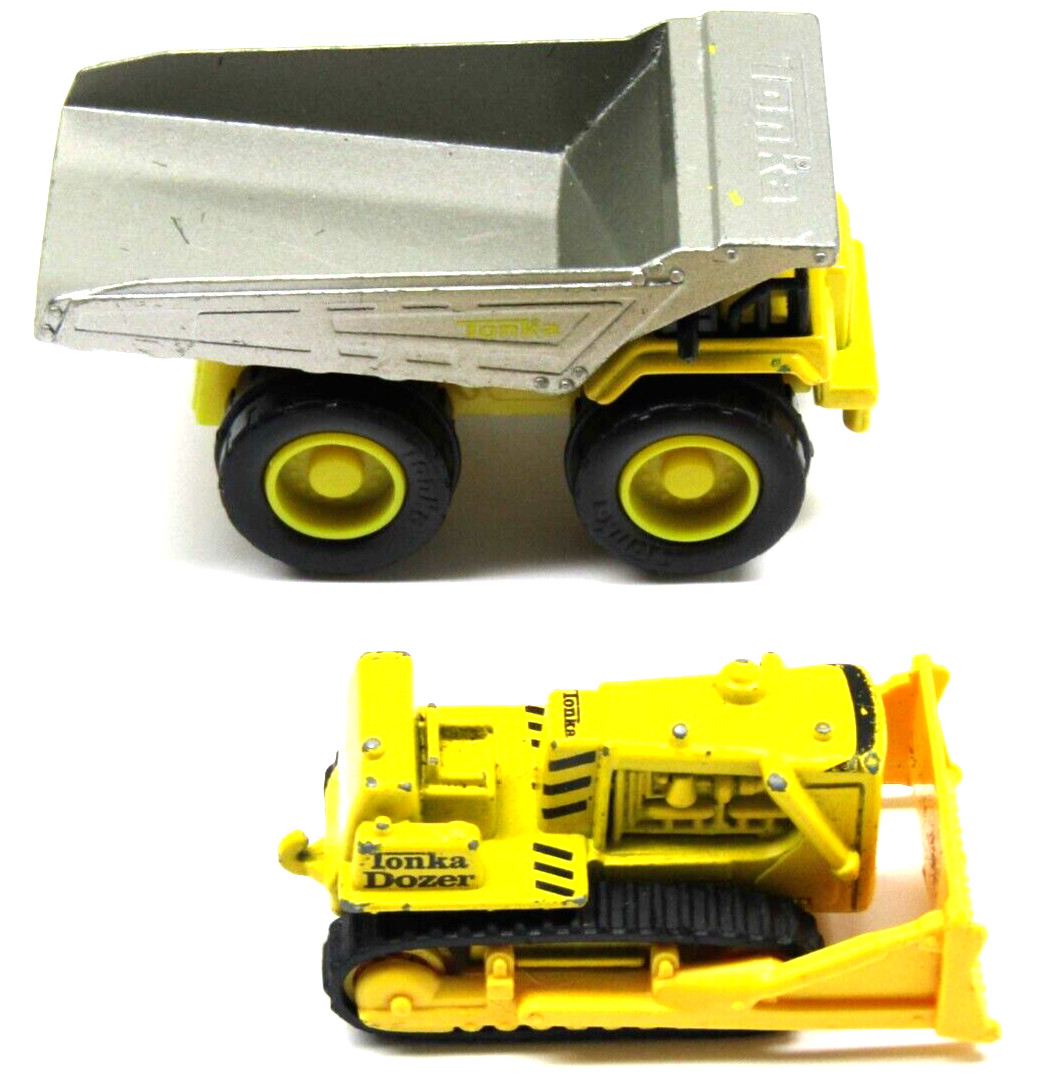 Tonka Construction Bulldozer 1:64 & Dump Truck 1:53 Scale Lot of 2 Vehicles