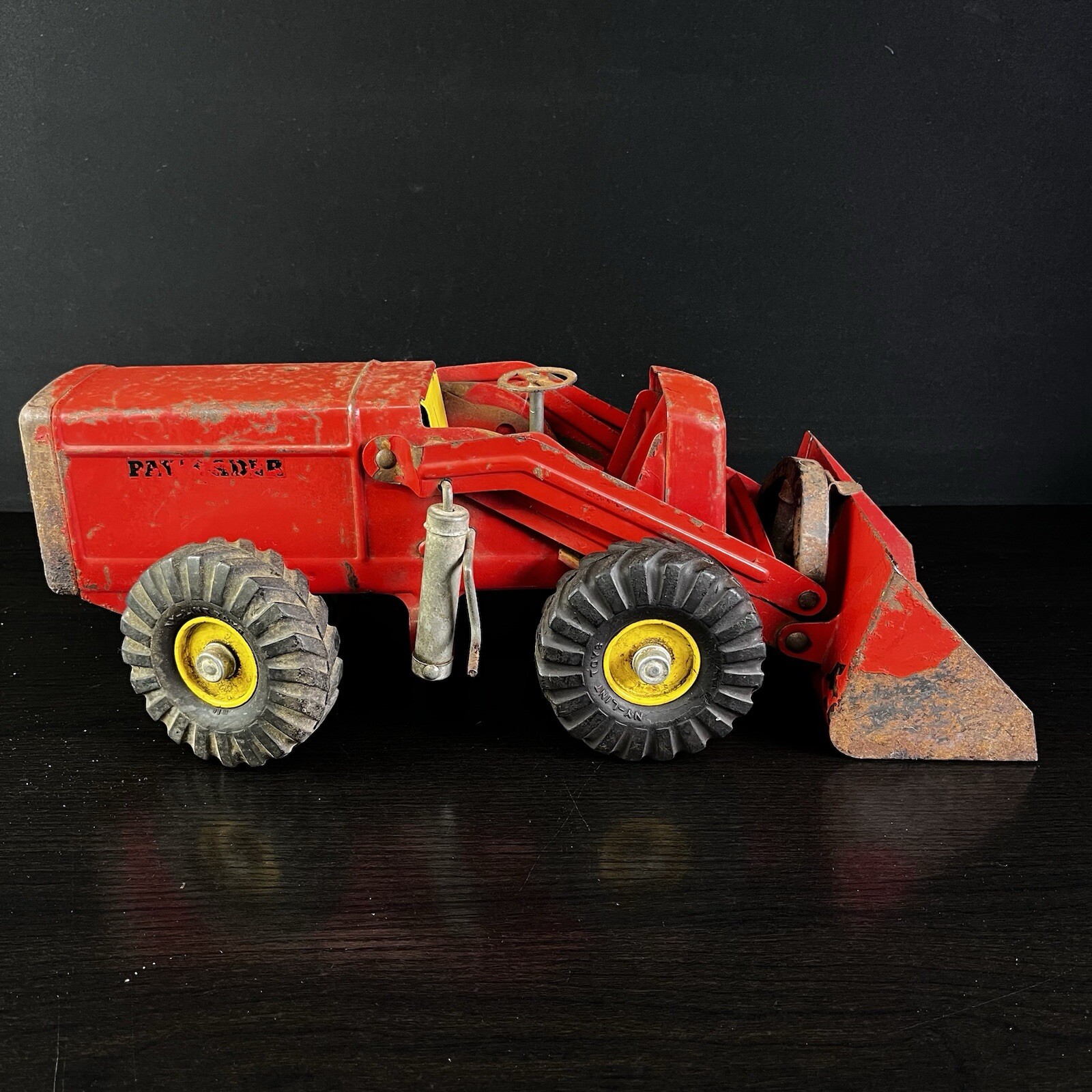 Vintage 1950’s Nylint Road construction Red Hough Payloader 17”