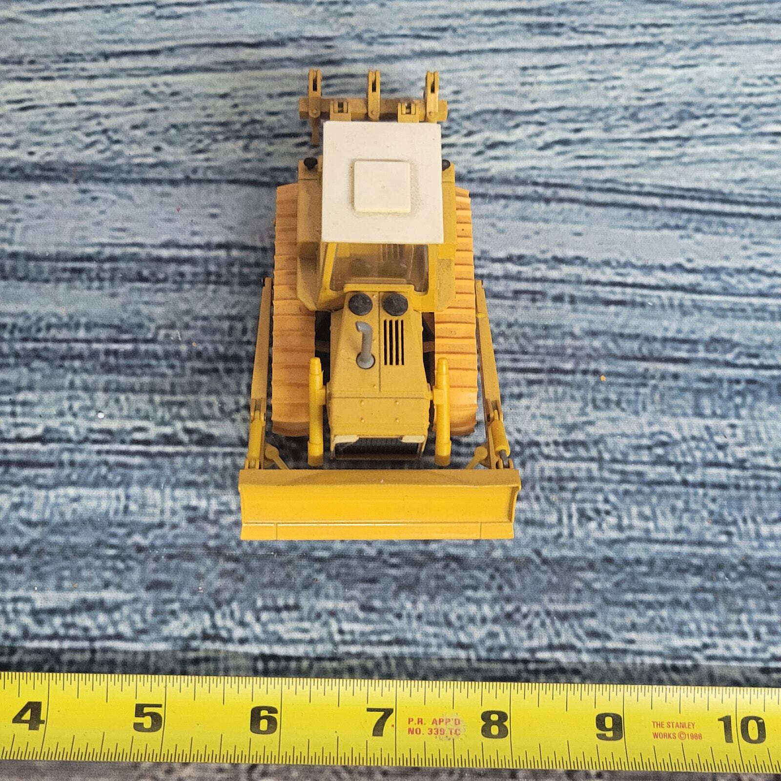 Vtg Gescha die-cast Liebherr 731 Dozer – 1/50 – Conrad 1:50 Crawler yellow/white