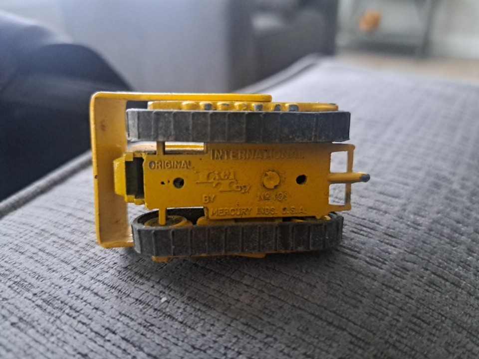 Vintage 1960’s Mercury Lit’l Toy International Bulldozer No. 101