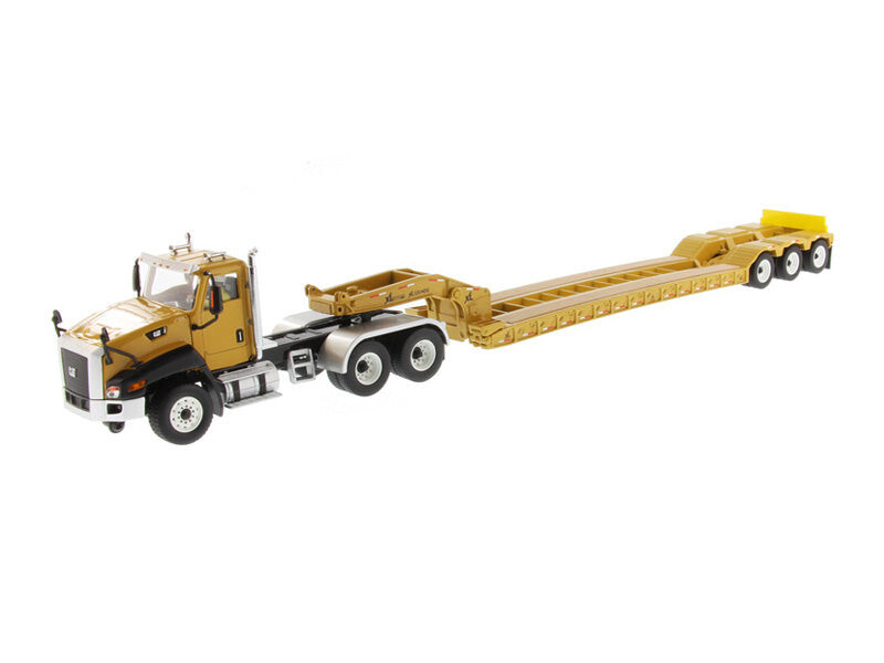 CAT CT660 Day Cab w/ Lowboy Trailer 1:50 Scale Model – Diecast Masters 85503C