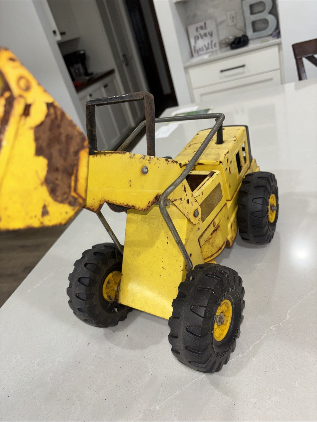 VTG Tonka Loader 1970’s Metal Toy Pressed Steel Construction