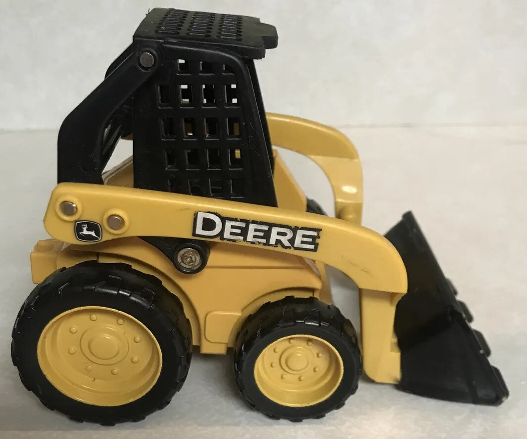 John Deere TOMY 6” Plastic Skid-Steer E0214Q00