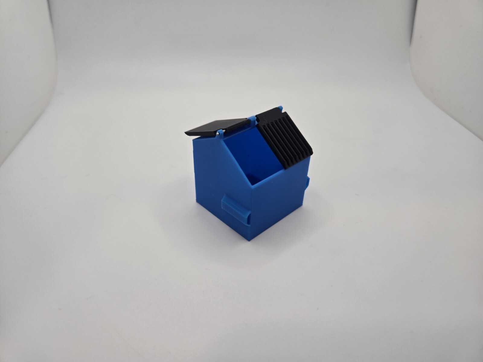 1/50 Scale 8 Yard Dumpster in Blue