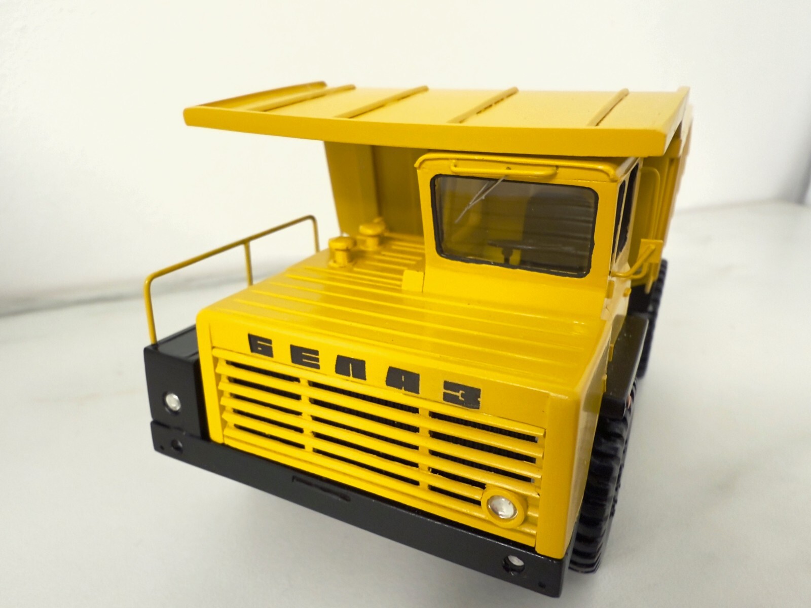 Resin 3D 1/50 BelAZ 540A Dump – Custom Built by Fankit Models