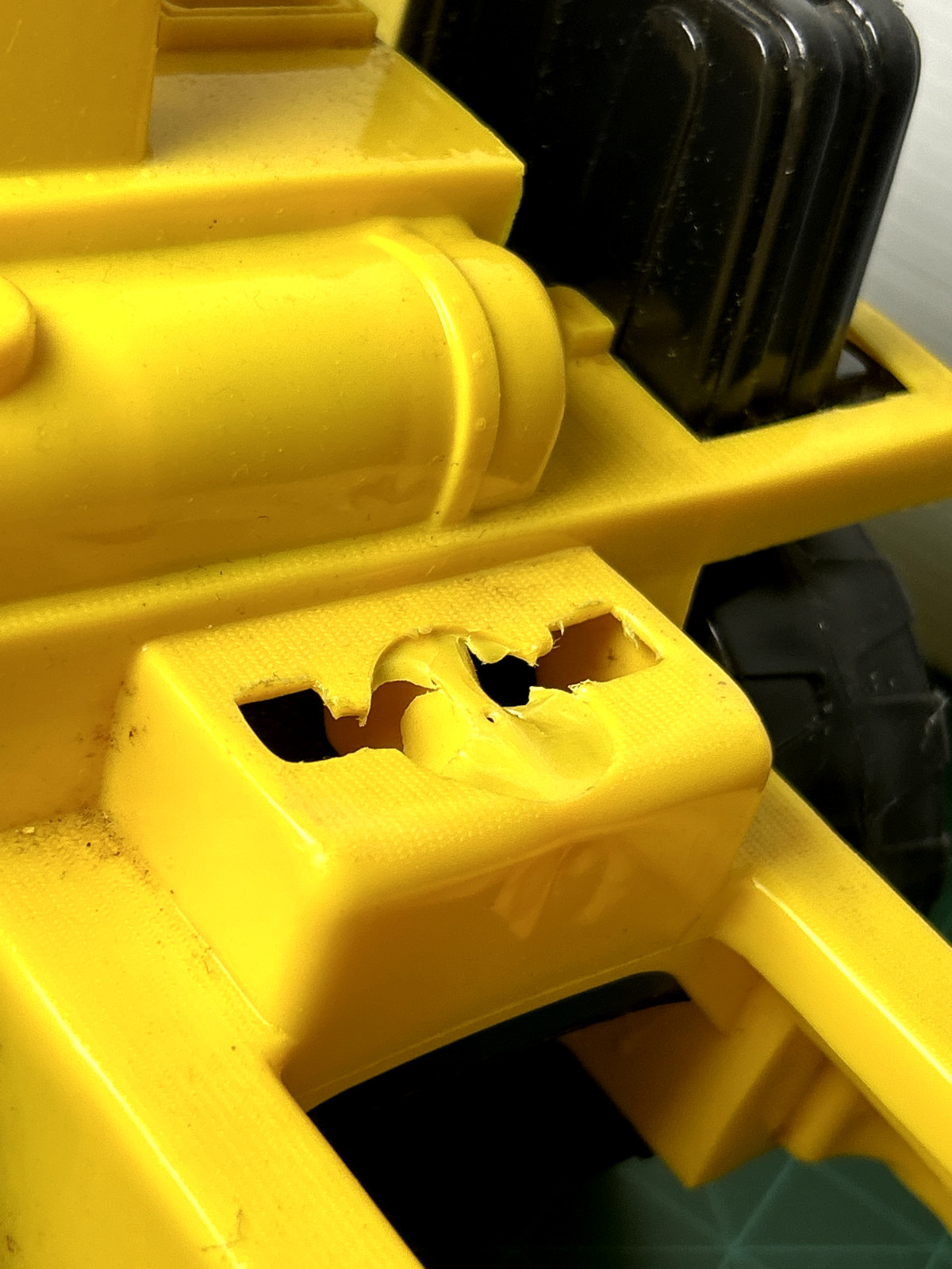 1989 Vintage Mighty Cat Dump Truck Toy Construction Vehicle