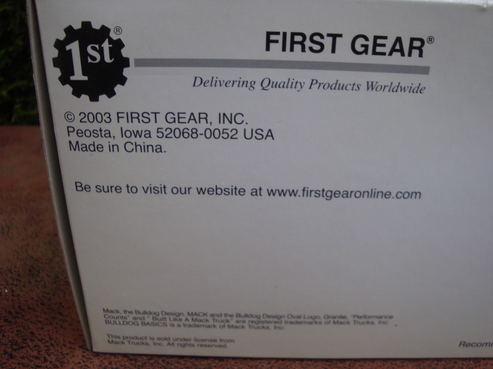 Mack Granite Heavy-Duty Dark Green Dump Truck- 1:34 scale by First Gear (2003)