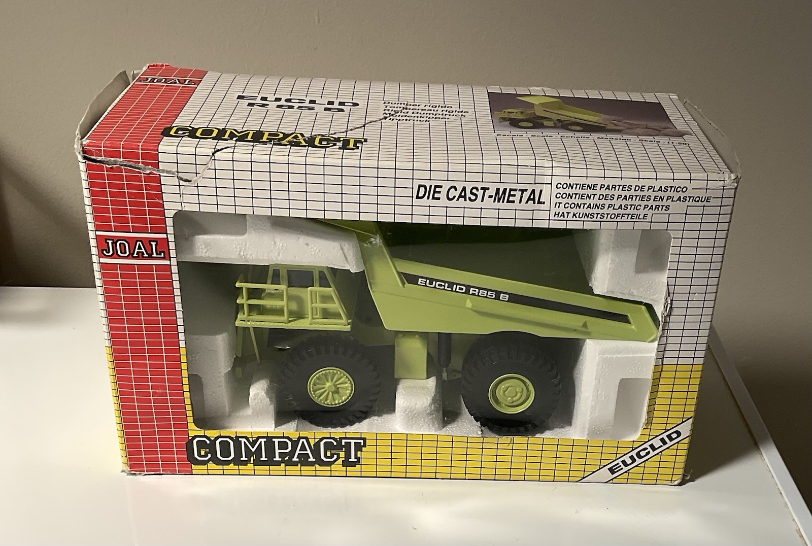 Diecast Euclid R85B Rigid Dump Truck 1:50 – Mint