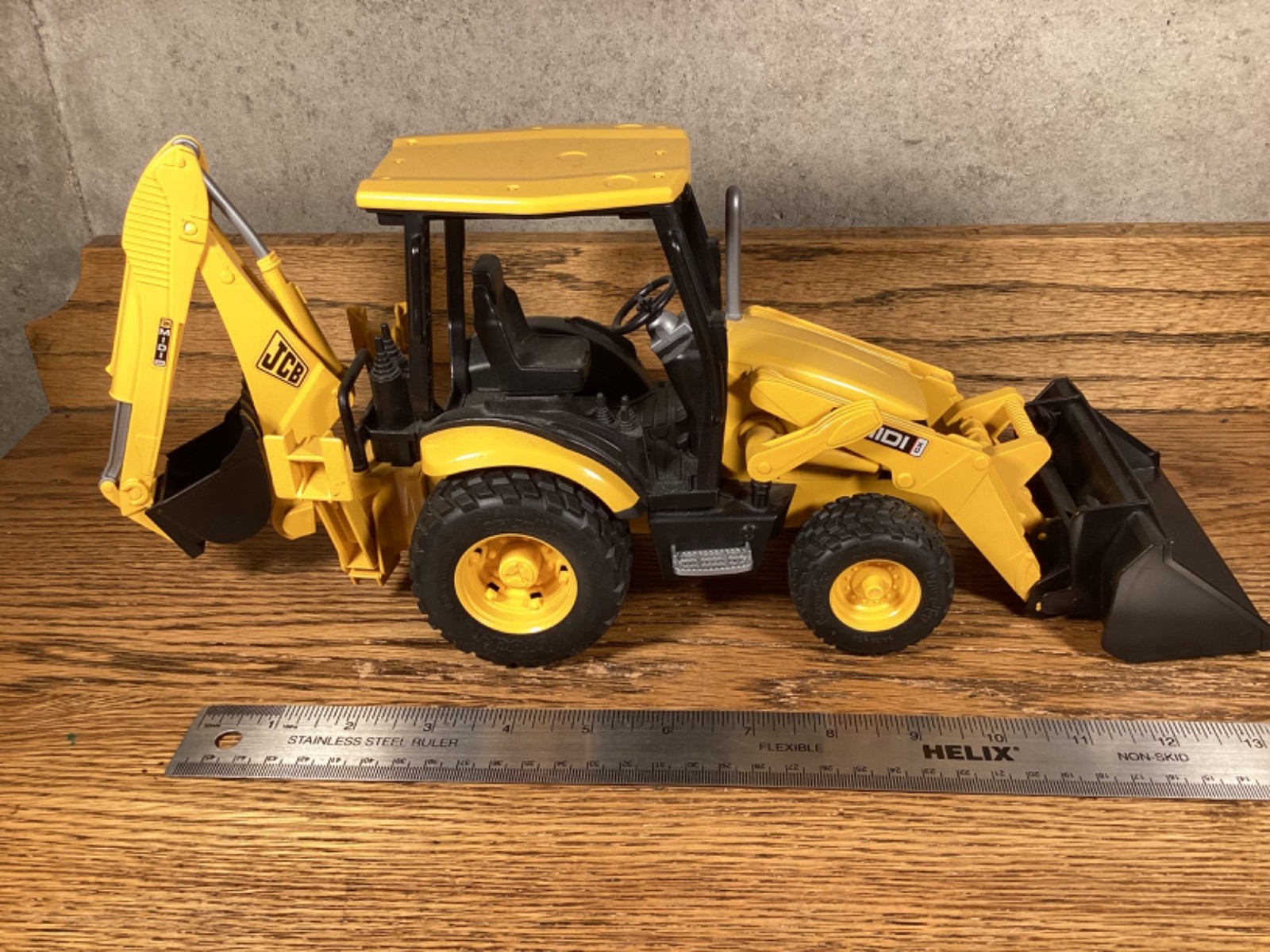 BRUDER JBC MIDI CX BACKBOE LOADER TRUCK TOY CONSTRUCTION EQUIPMENT