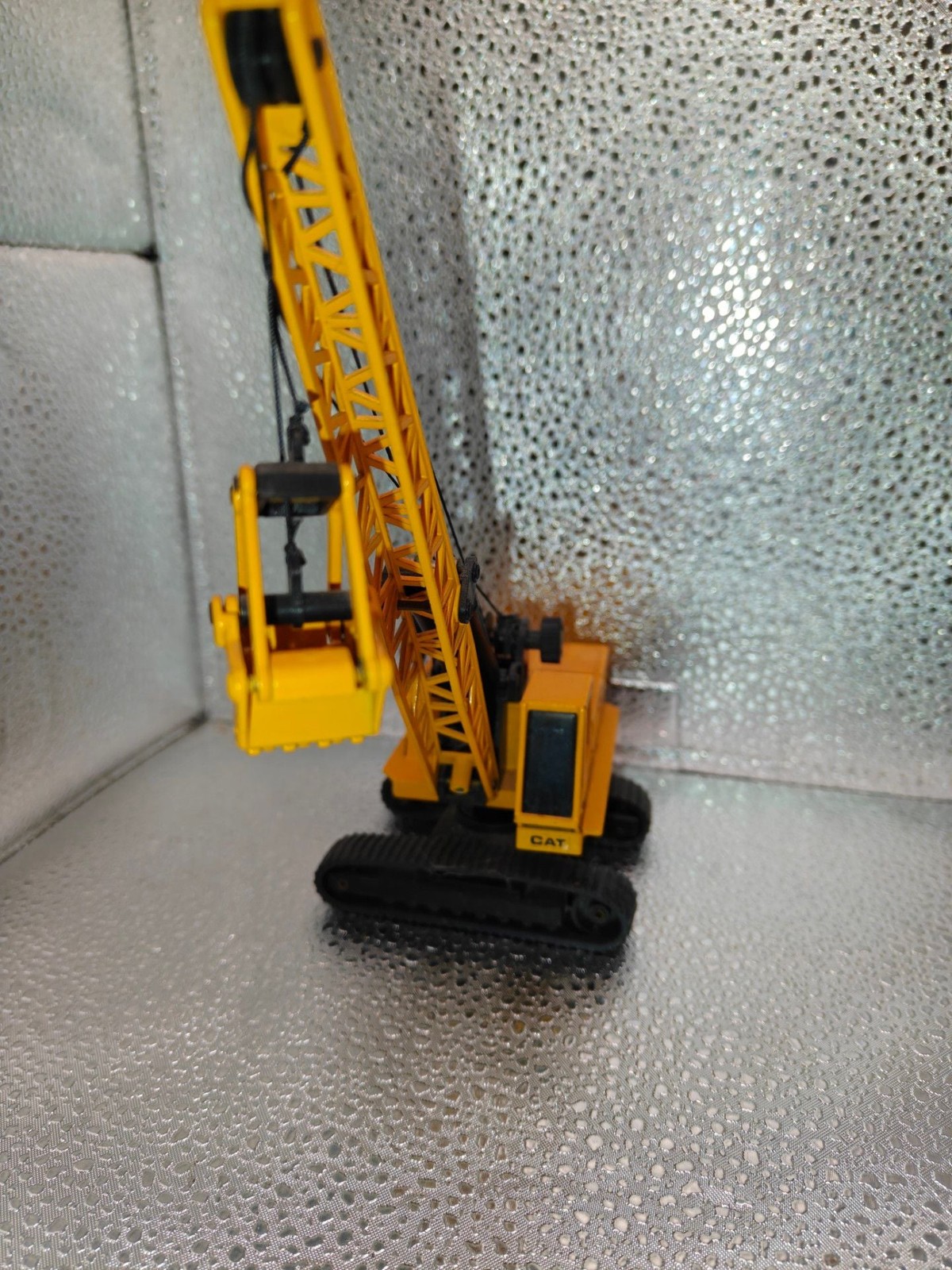 Joal Compact Caterpillar 225 Clamshell Digging Crane Diecast Model