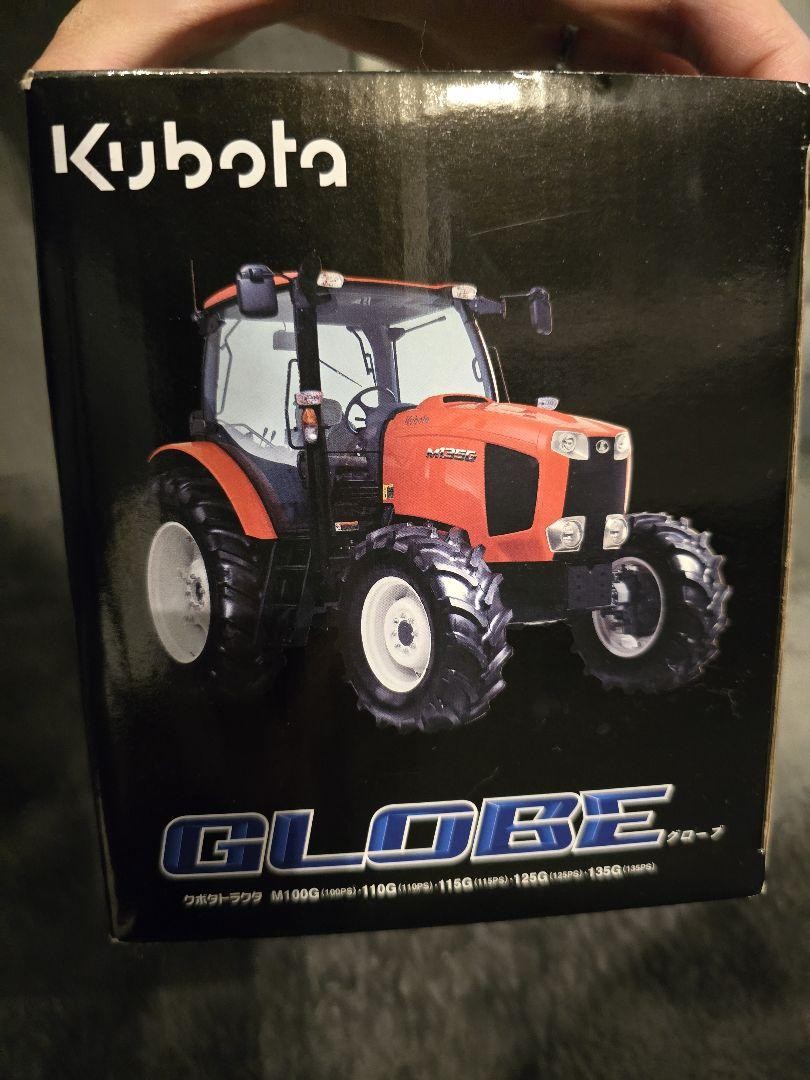 Kubota M135G Tractor Miniature 1/32 Scale Farm Vehicle Model