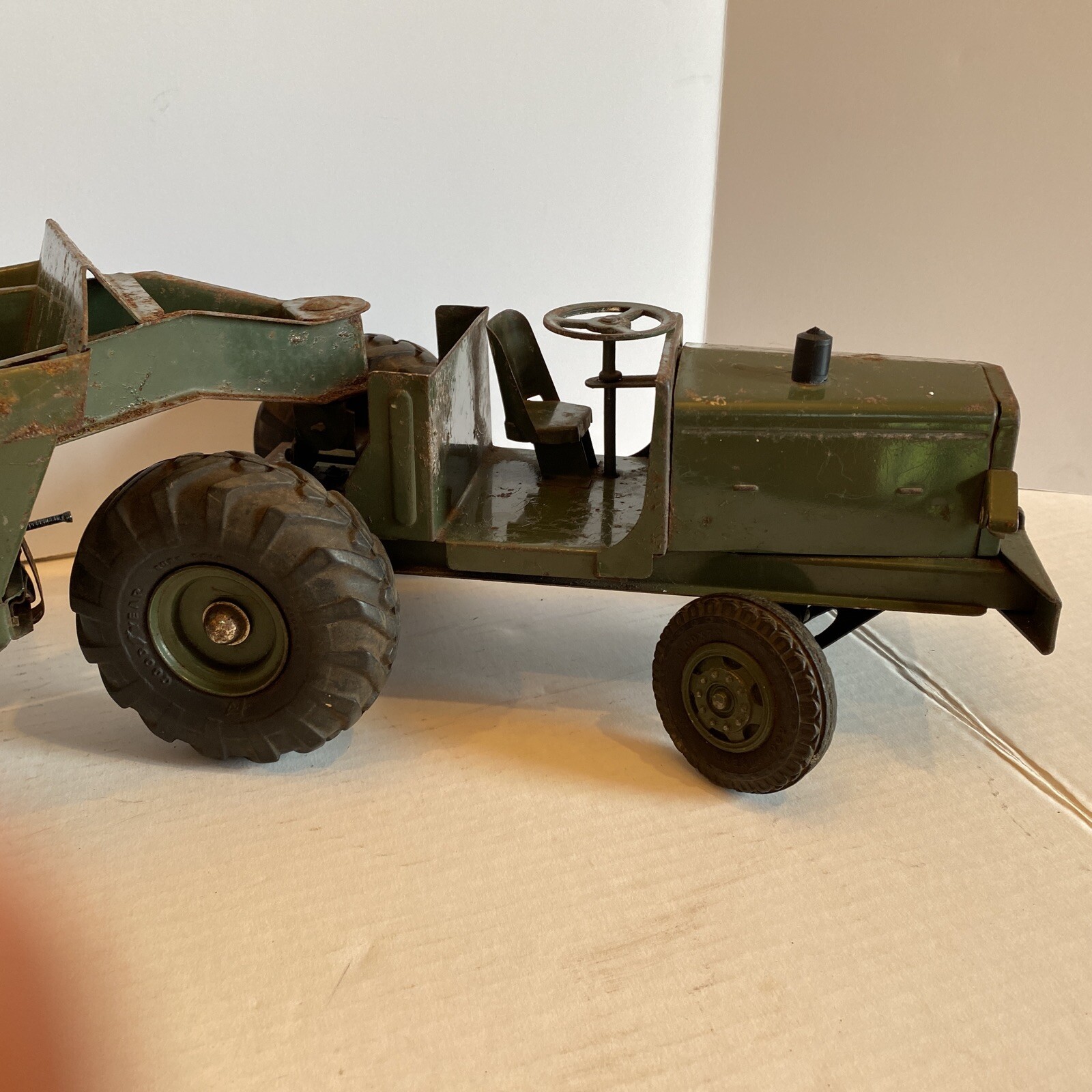 Doepke Euclid The Pioneer 1950’s Model Toy Bottom Dump Earth Mover Hauler
