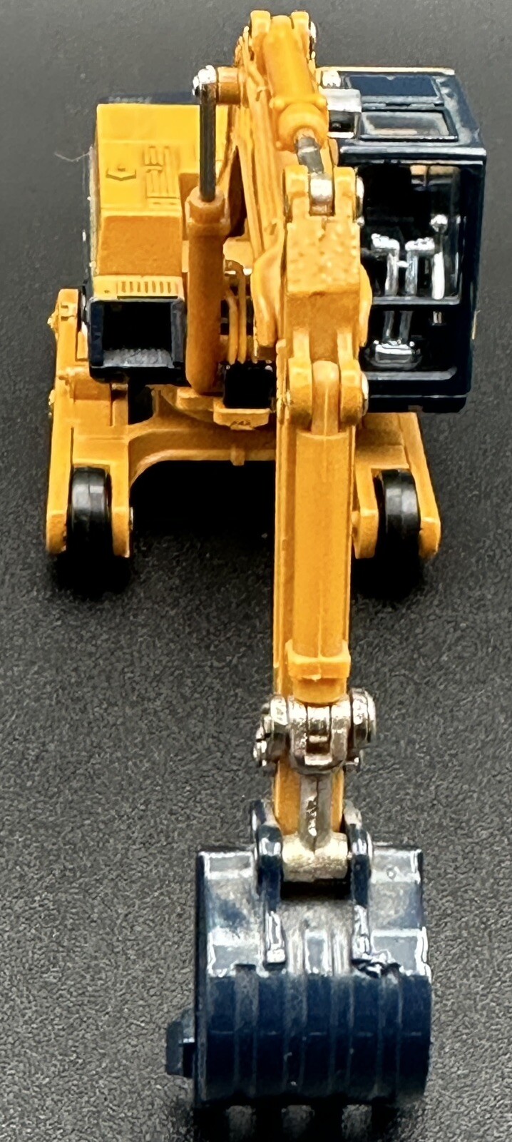 Komatsu PC100 Excavator Power Shovel Diecast 1:48 Scale Shinsei Japan 613